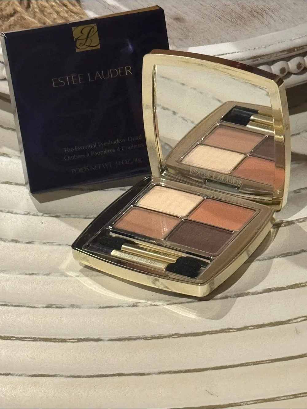 NIB Estée Lauder Eyeshadow Quad Gallery Hop